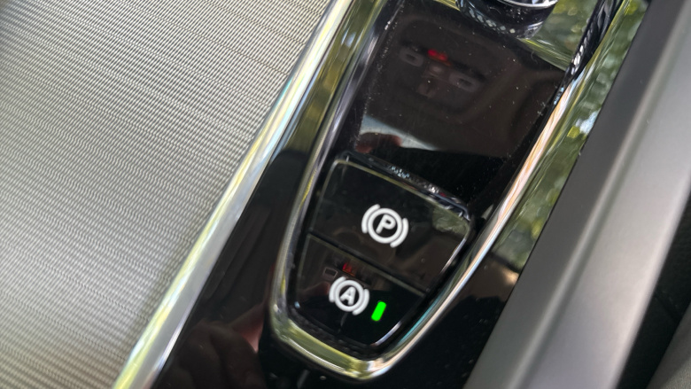 Volvo Xc60 2.0 T6 [350] RC PHEV Core Bright 5dr AWD Gtron Estate